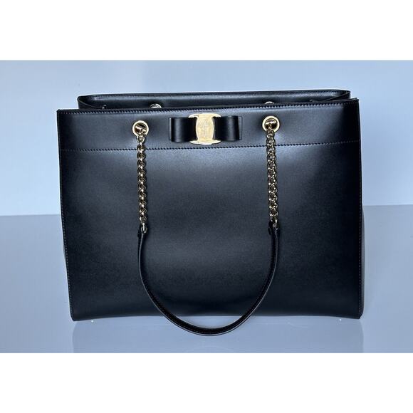 Salvatore Ferragamo Leather Tote Shoulder Bag Black 0753248 Italy NWT $1590 - Picture 1 of 16